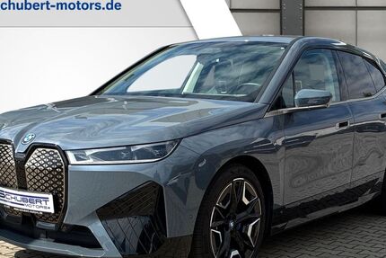BMW iX 18.147 km 70.980 € Oschersleben 39387