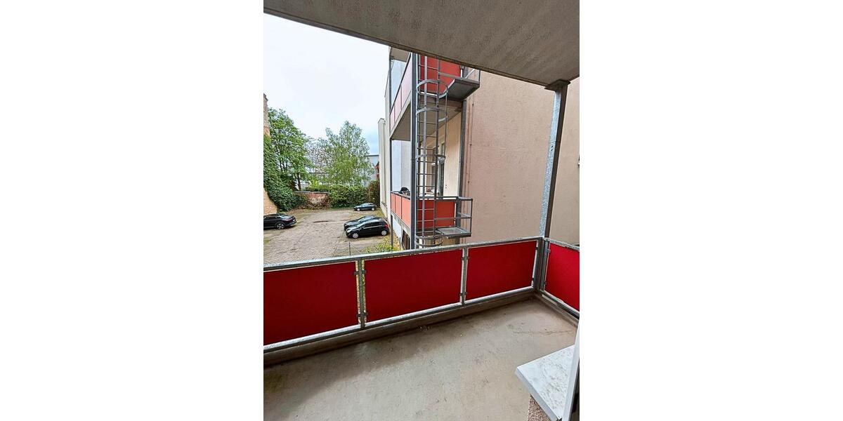 Etagenwohnung Magdeburg - 1 Zimmer, 33 m&sup2;, 299&euro; | Angebot:26678147