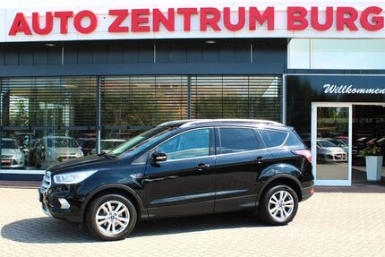 Ford Kuga 61.102 km 18.600 € Burg 39288