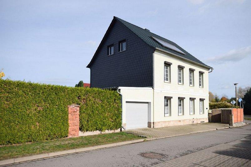 Einfamilienhaus Oschersleben (Bode) - 8 Zimmer, 260 m&sup2;, 320.000&euro; | Angebot:26612333