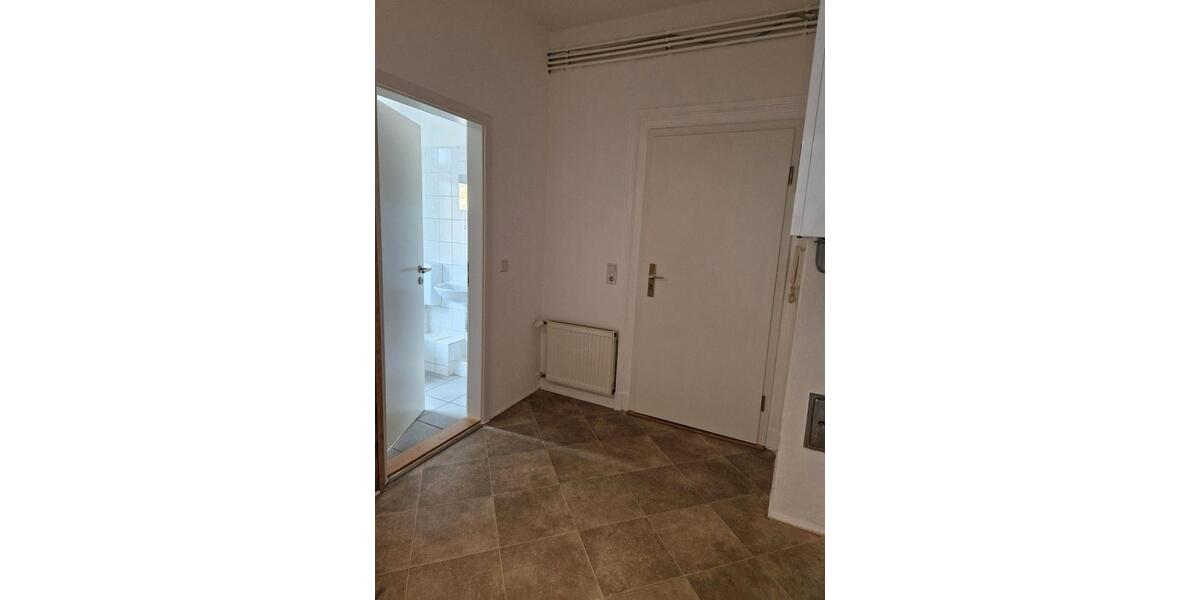 Etagenwohnung Haldensleben - 3 Zimmer, 75 m&sup2;, 680&euro; | Angebot:26022684