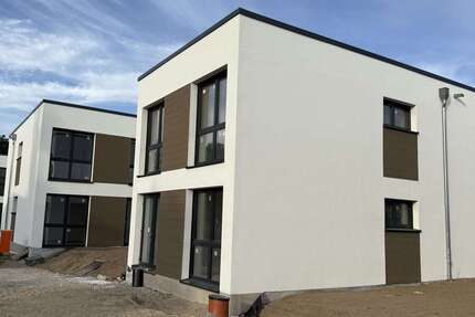 Haus zum Mieten in Biederitz 1.777,58 € 126.97 m² 5 zimmer