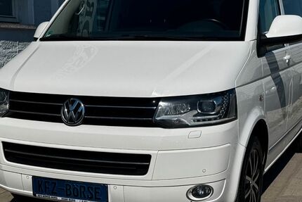 VW T5 Transporter 184.000 km 17.900 &euro; Burg 39288