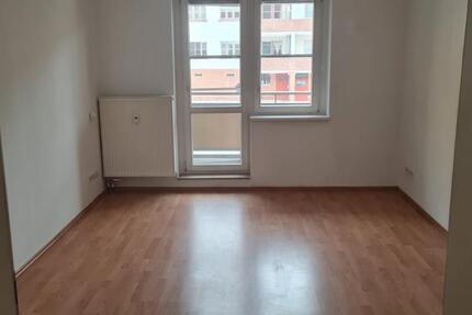Wohnung Magdeburg Neue Neustadt - 2 Zimmer, 47 m&sup2;, 330&euro; | Angebot:25342040