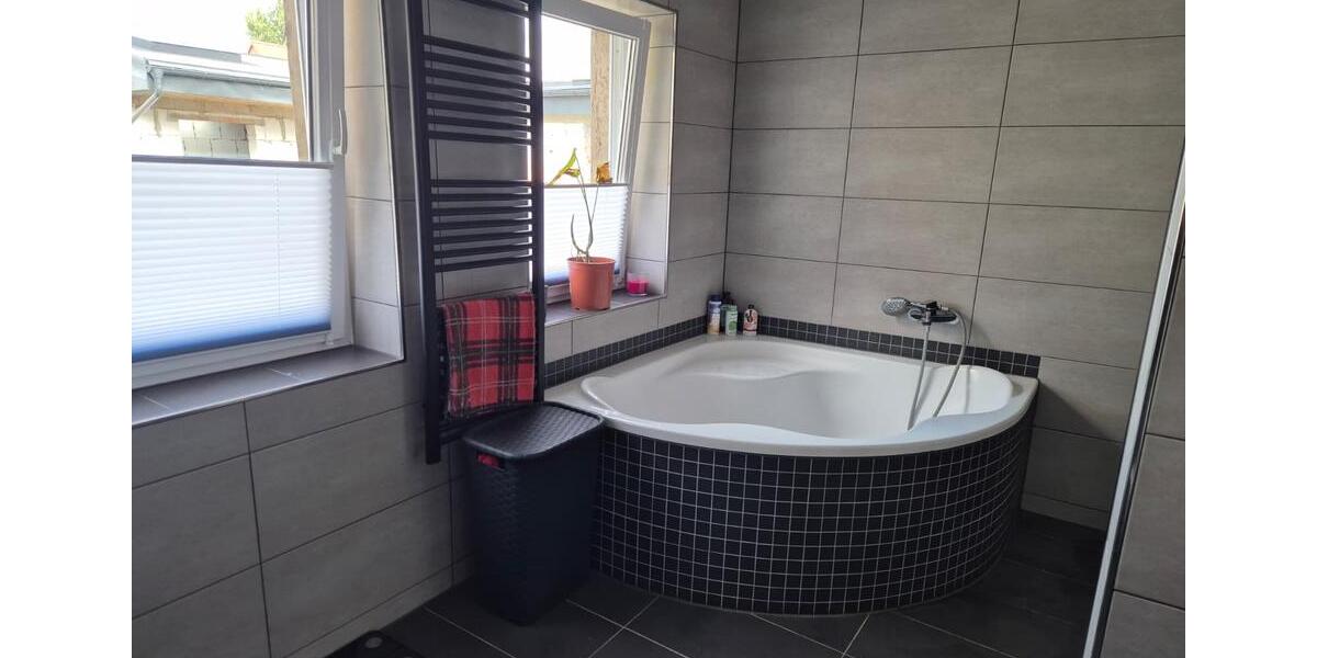 Mehrfamilienhaus, Wohnhaus Calbe (Saale) - 275.000&euro; | Angebot:26126542