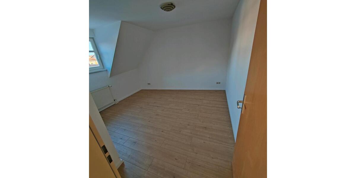 Dachgeschoßwohnung Haldensleben - 1 Zimmer, 46 m&sup2;, 67.000&euro; | Angebot:27258962