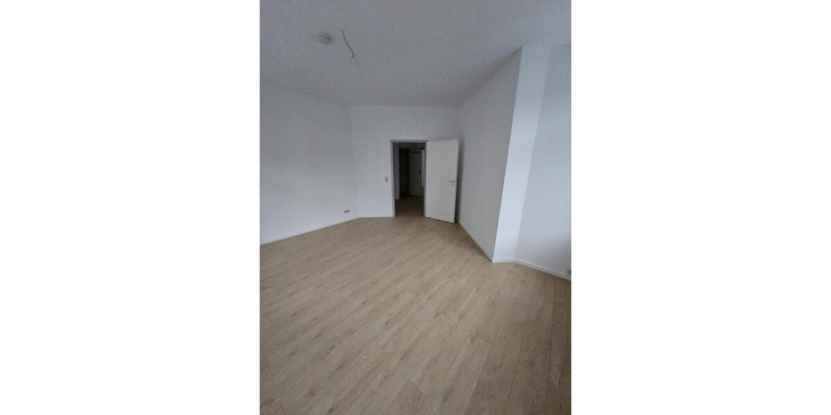 Etagenwohnung Magdeburg Neue Neustadt - 3 Zimmer, 89 m&sup2;, 630&euro; | Angebot:25903022