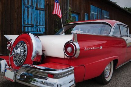 Ford Fairlane 39.900 km 25.500 € Magdeburg 39108