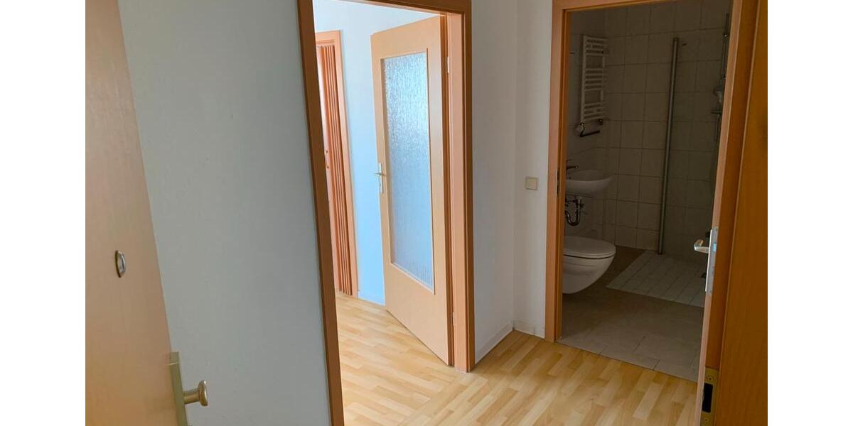 Etagenwohnung Calbe (Saale) - 1 Zimmer, 33 m&sup2;, 220&euro; | Angebot:11817317