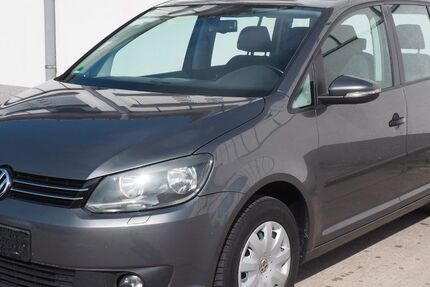 VW Touran 150.000 km 6.290 &euro; Magdeburg 39128