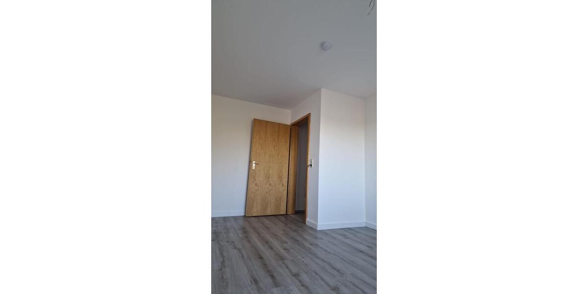 Erdgeschoßwohnung Magdeburg Leipziger Straße - 3 Zimmer, 84 m&sup2;, 570&euro; | Angebot:26640881