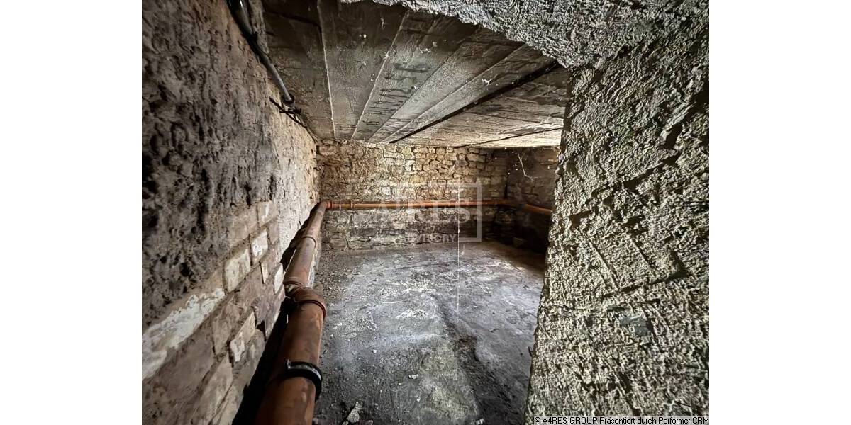 Mehrfamilienhaus, Wohnhaus Hakeborn Hakeborn - 1 Zimmer, 249 m&sup2;, 20.000&euro; | Angebot:25971029