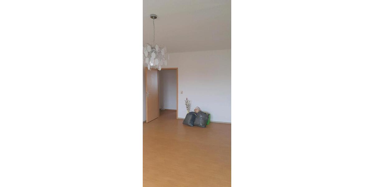 Etagenwohnung Magdeburg Alt Olvenstedt - 3 Zimmer, 72 m&sup2;, 500&euro; | Angebot:24744846