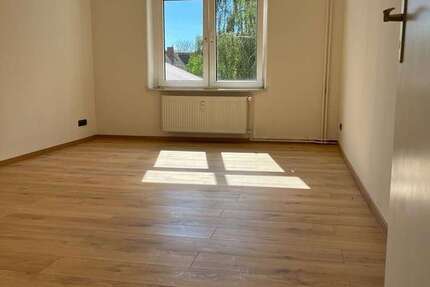 Wohnung Magdeburg Nordwest - 2 Zimmer, 61 m&sup2;, 495&euro; | Angebot:26732142