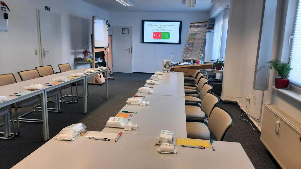 Gewerbeobjekt Burg - 100&euro; | Angebot:21120320