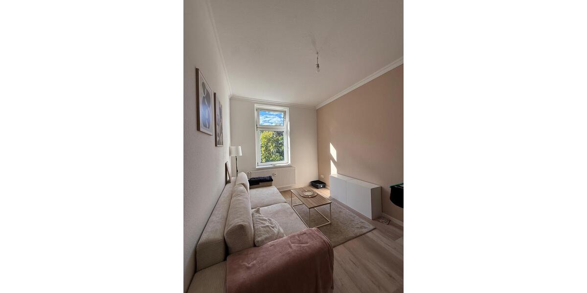 Etagenwohnung Magdeburg Nordwest - 4 Zimmer, 134 m&sup2;, 425&euro; | Angebot:25171475