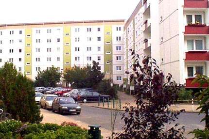 Wohnung Magdeburg Brückfeld - 4 Zimmer, 93 m&sup2;, 651&euro; | Angebot:27720936
