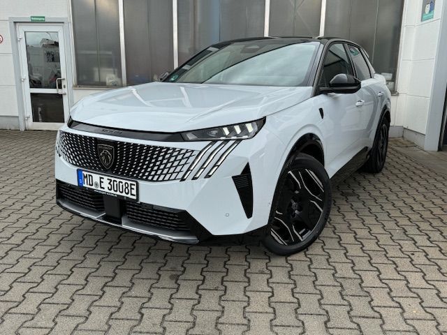Peugeot 3008 12.500 km 46.800 € Magdeburg 39110