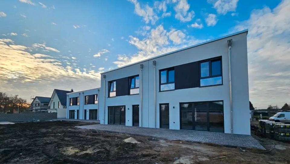 Reihenhaus Magdeburg - 4 Zimmer, 138 m&sup2;, 1.790&euro; | Angebot:24810945