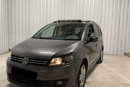 VW Touran 183.000 km 7.990 &euro; Magdeburg 39128