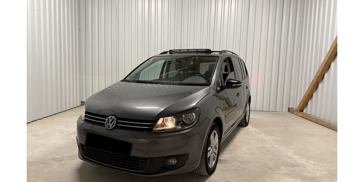 VW Touran 183.000 km 7.990 &euro; Magdeburg 39128