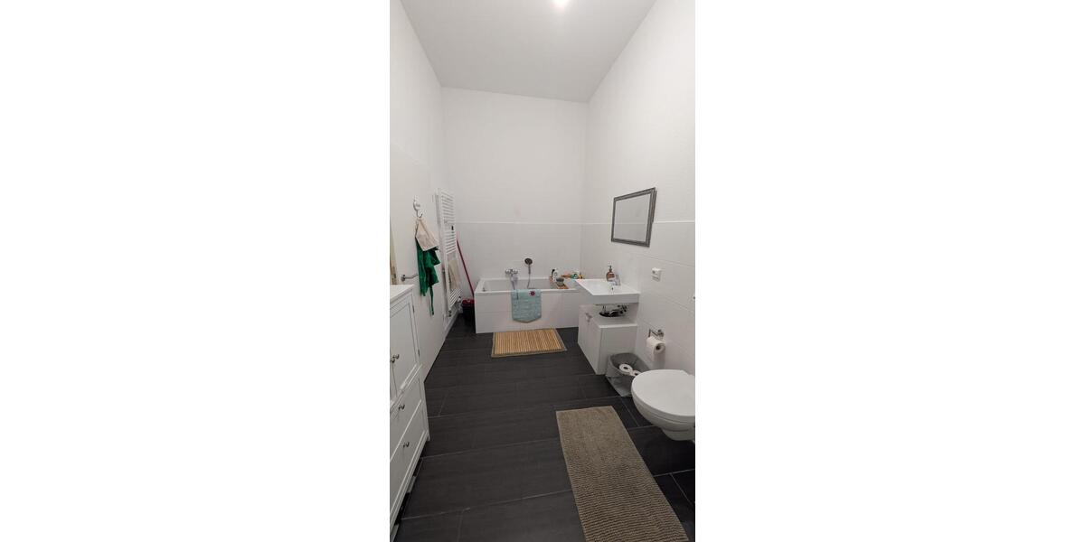 Etagenwohnung Magdeburg Diesdorf - 4 Zimmer, 106 m&sup2;, 1.057&euro; | Angebot:24743662