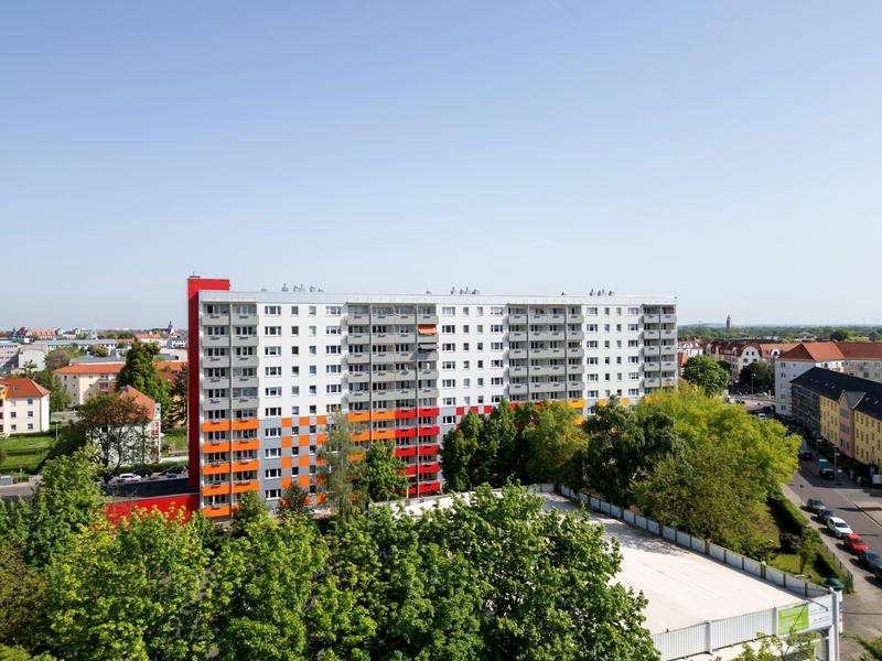 Wohnung zum Mieten in Magdeburg 370 € 51.47 m²
