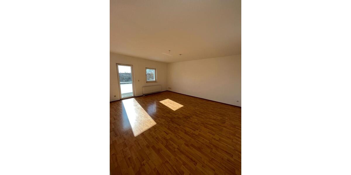 Dachgeschoßwohnung Magdeburg Barleber See - 3 Zimmer, 75 m&sup2;, 500&euro; | Angebot:22397846