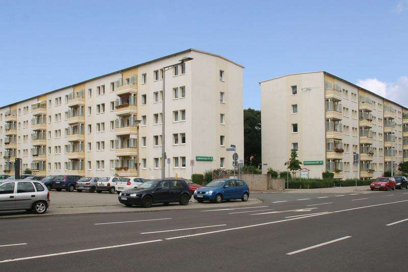 Wohnung zum Mieten in Magdeburg 305 € 47.2 m²