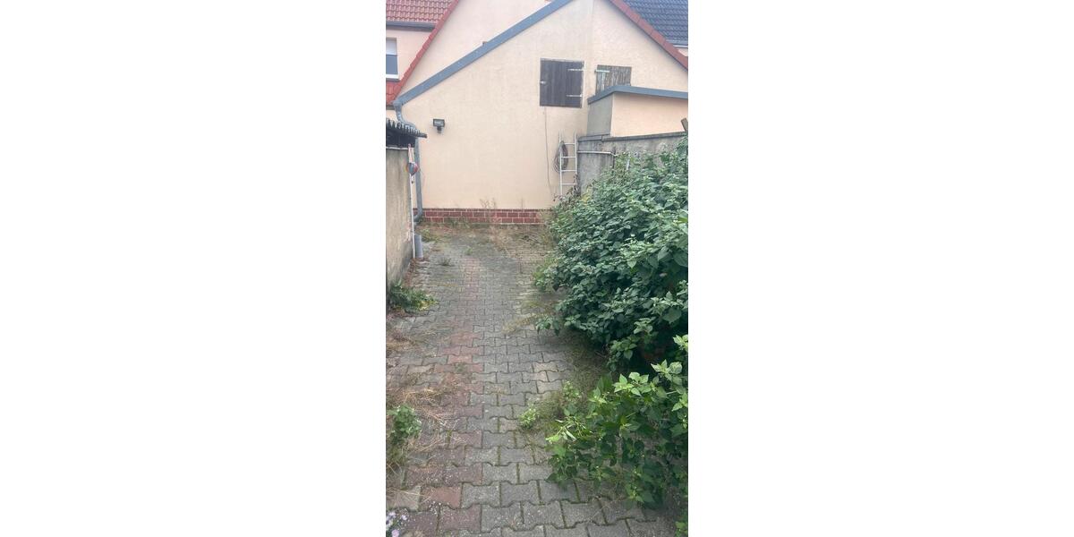 Reihenhaus Wolmirstedt - 3 Zimmer, 100 m&sup2;, 700&euro; | Angebot:27634617