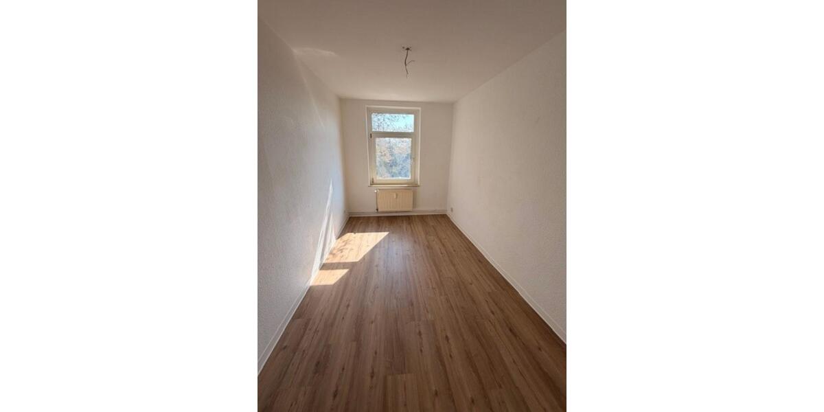 Etagenwohnung Magdeburg Leipziger Straße - 4 Zimmer, 79 m&sup2;, 555&euro; | Angebot:25783712