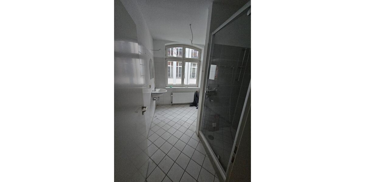 Etagenwohnung Magdeburg Neue Neustadt - 3 Zimmer, 89 m&sup2;, 630&euro; | Angebot:25903022