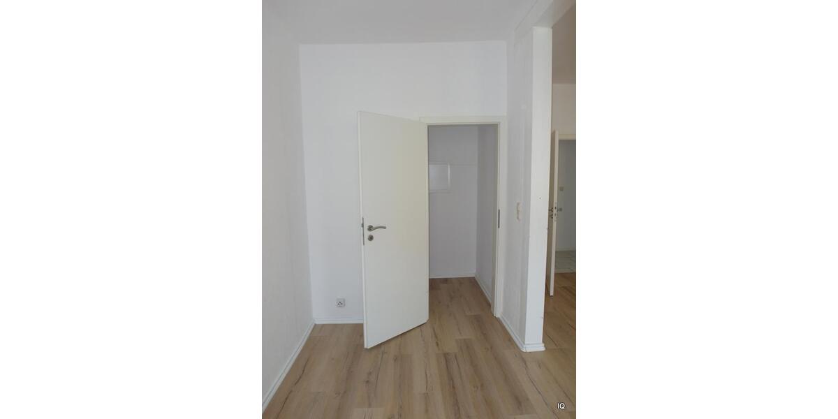 Etagenwohnung Magdeburg Leipziger Straße - 1 Zimmer, 48 m&sup2;, 350&euro; | Angebot:25321024