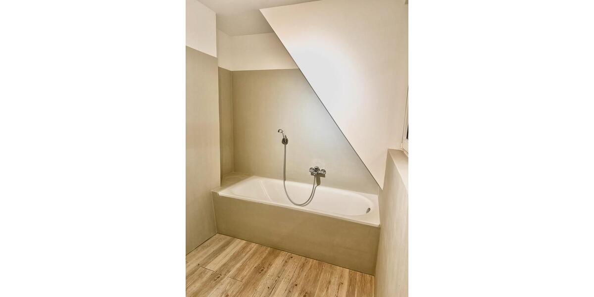 Dachgeschoßwohnung Haldensleben - 3 Zimmer, 85 m&sup2;, 790&euro; | Angebot:25403589