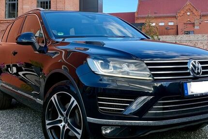 VW Touareg 189.000 km 22.900 € Burg 39288