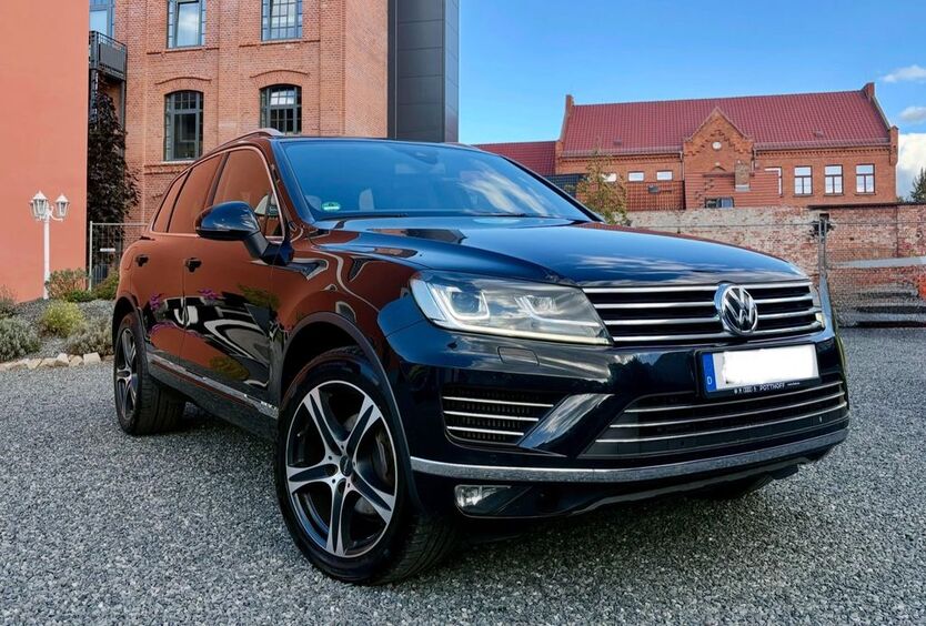 VW Touareg 189.000 km 22.900 € Burg 39288