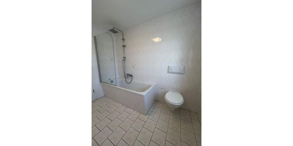 Etagenwohnung Magdeburg Sudenburg - 2 Zimmer, 64 m&sup2;, 360&euro; | Angebot:26616482