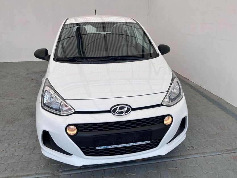 i10