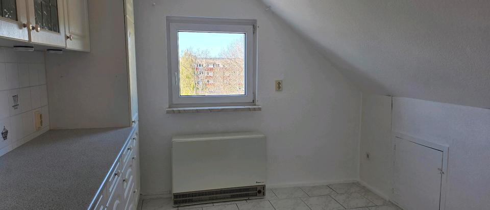 Dachgeschoßwohnung Schönebeck (Elbe) Pretzien - 3 Zimmer, 44 m&sup2;, 576&euro; | Angebot:26398077