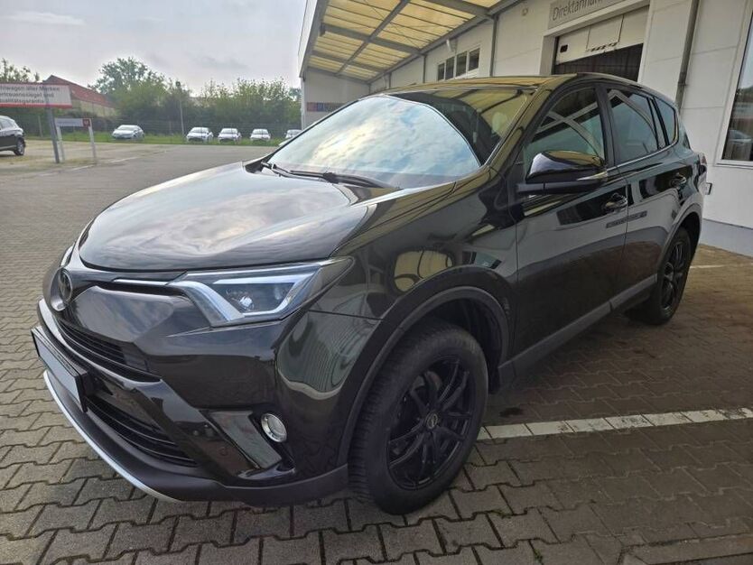 RAV 4