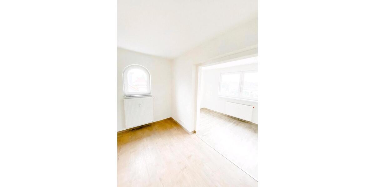 Etagenwohnung Möckern - 4 Zimmer, 90 m&sup2;, 900&euro; | Angebot:26346683