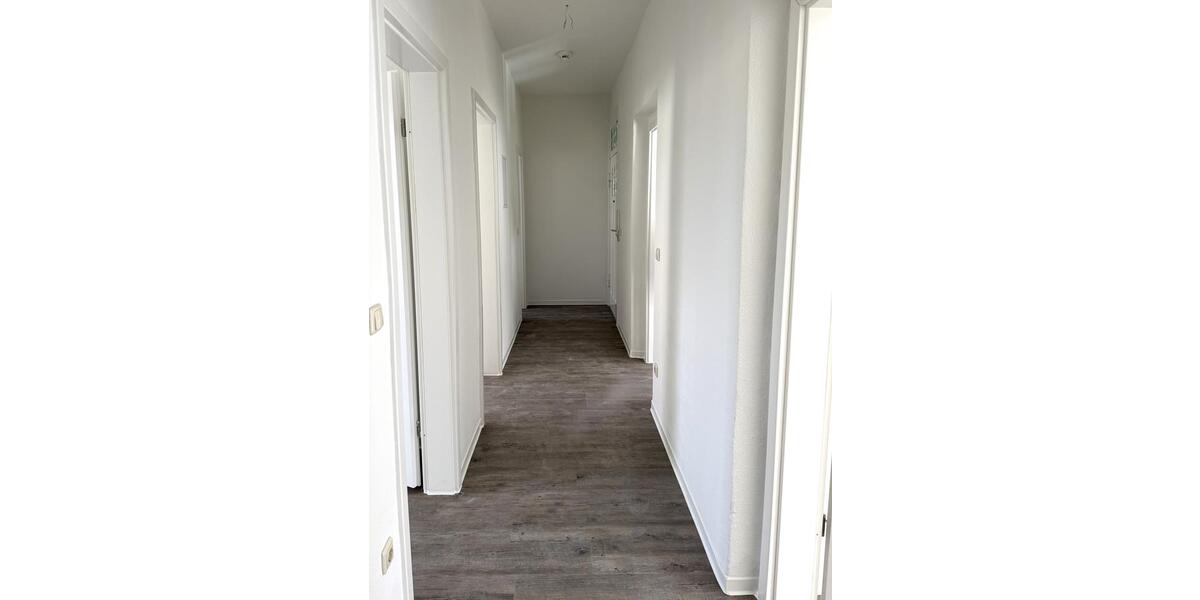 Etagenwohnung Magdeburg Nordwest - 4 Zimmer, 76 m&sup2;, 680&euro; | Angebot:25825690