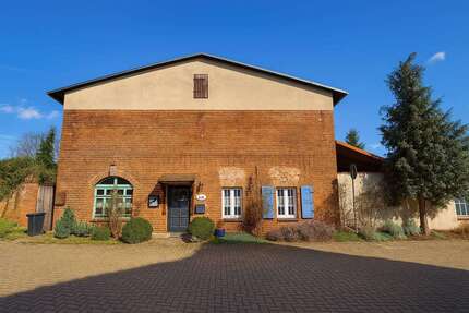 Haus Burg - 6 Zimmer, 400 m&sup2;, 175.000&euro; | Angebot:25301035