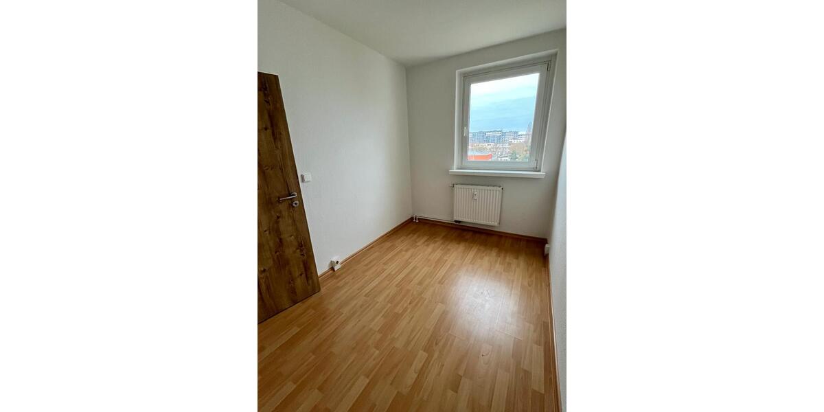 Etagenwohnung Magdeburg Großer Silberberg - 4 Zimmer, 66 m&sup2;, 460&euro; | Angebot:24453370