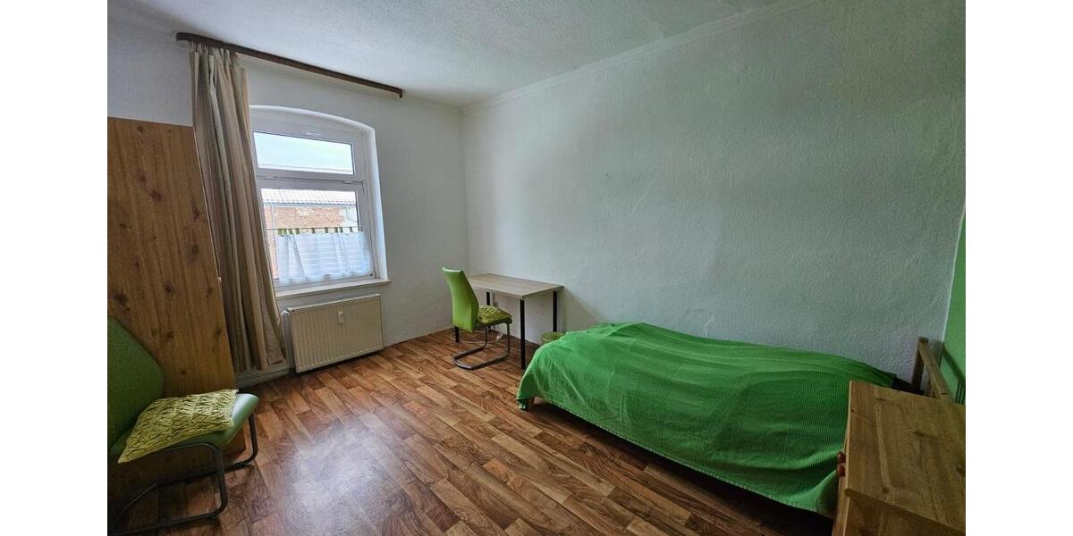 Etagenwohnung Erxleben - 3 Zimmer, 68 m&sup2;, 466&euro; | Angebot:26254399