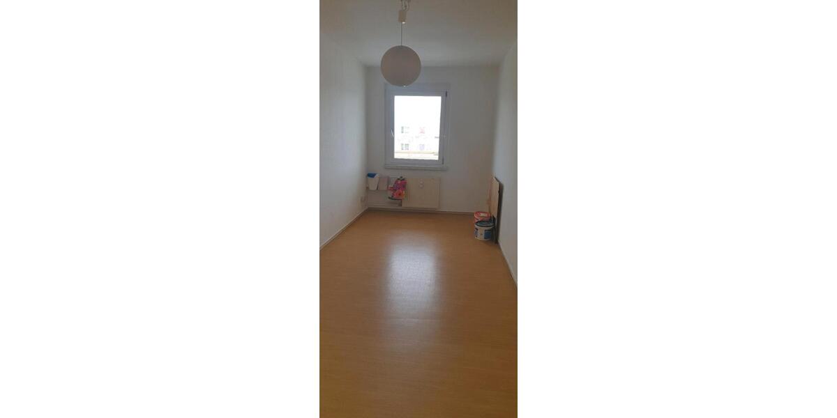 Etagenwohnung Magdeburg Alt Olvenstedt - 3 Zimmer, 72 m&sup2;, 500&euro; | Angebot:24744846