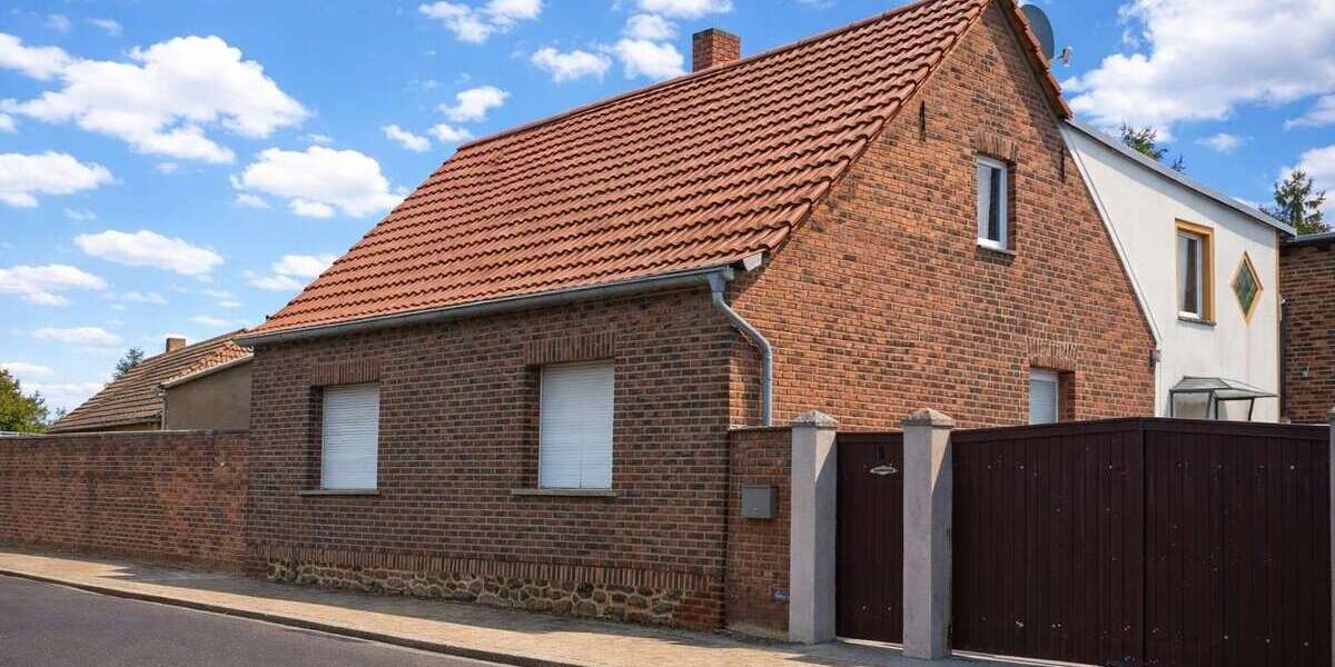Einfamilienhaus Sachsen-Anhalt - Burg Burg - 4 Zimmer, 131 m&sup2;, 125.000&euro; | Angebot:26996035