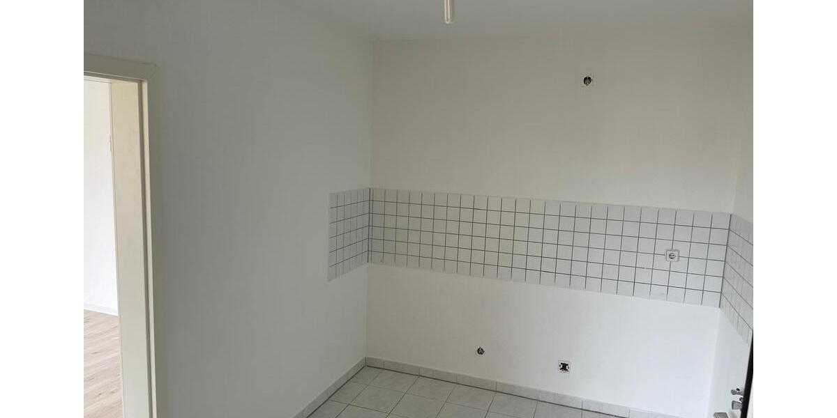 Dachgeschoßwohnung Magdeburg Nordwest - 2 Zimmer, 61 m&sup2;, 510&euro; | Angebot:26194067
