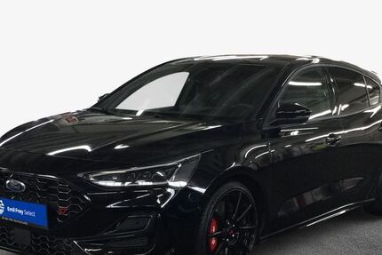 Ford Focus 8.922 km 33.947 &euro; Magdeburg 39116