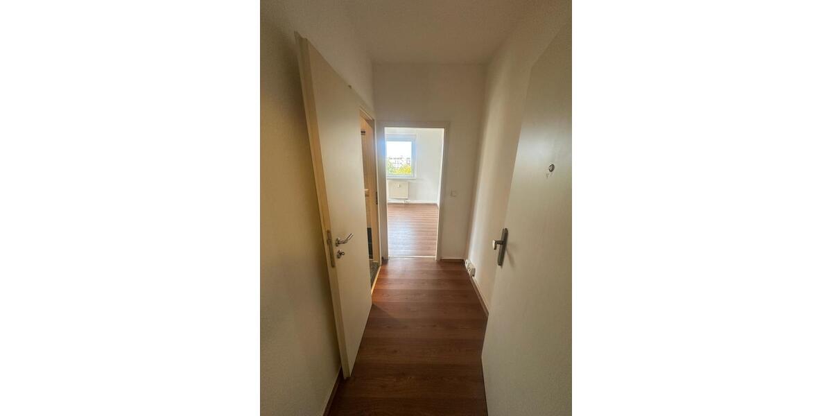 Etagenwohnung Magdeburg Alt Olvenstedt - 2 Zimmer, 45 m&sup2;, 360&euro; | Angebot:22991031